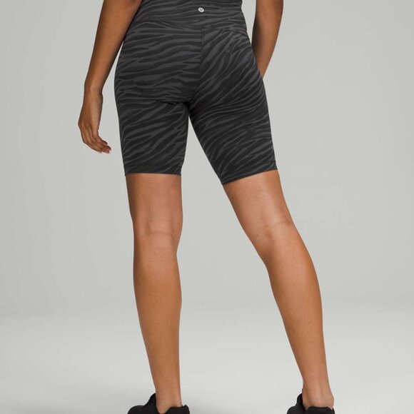 Lululemon Wunder Train High Rise Short 8" Le Tigre Camo Deep Coal Multi Size 6 - Picture 2 of 7